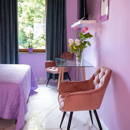 Dea Estia Turistico Guest house
